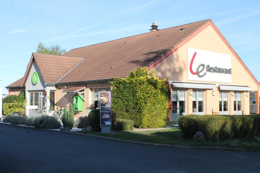 Hotel Kyriad Chateauroux - Saint-Maur Esterno foto