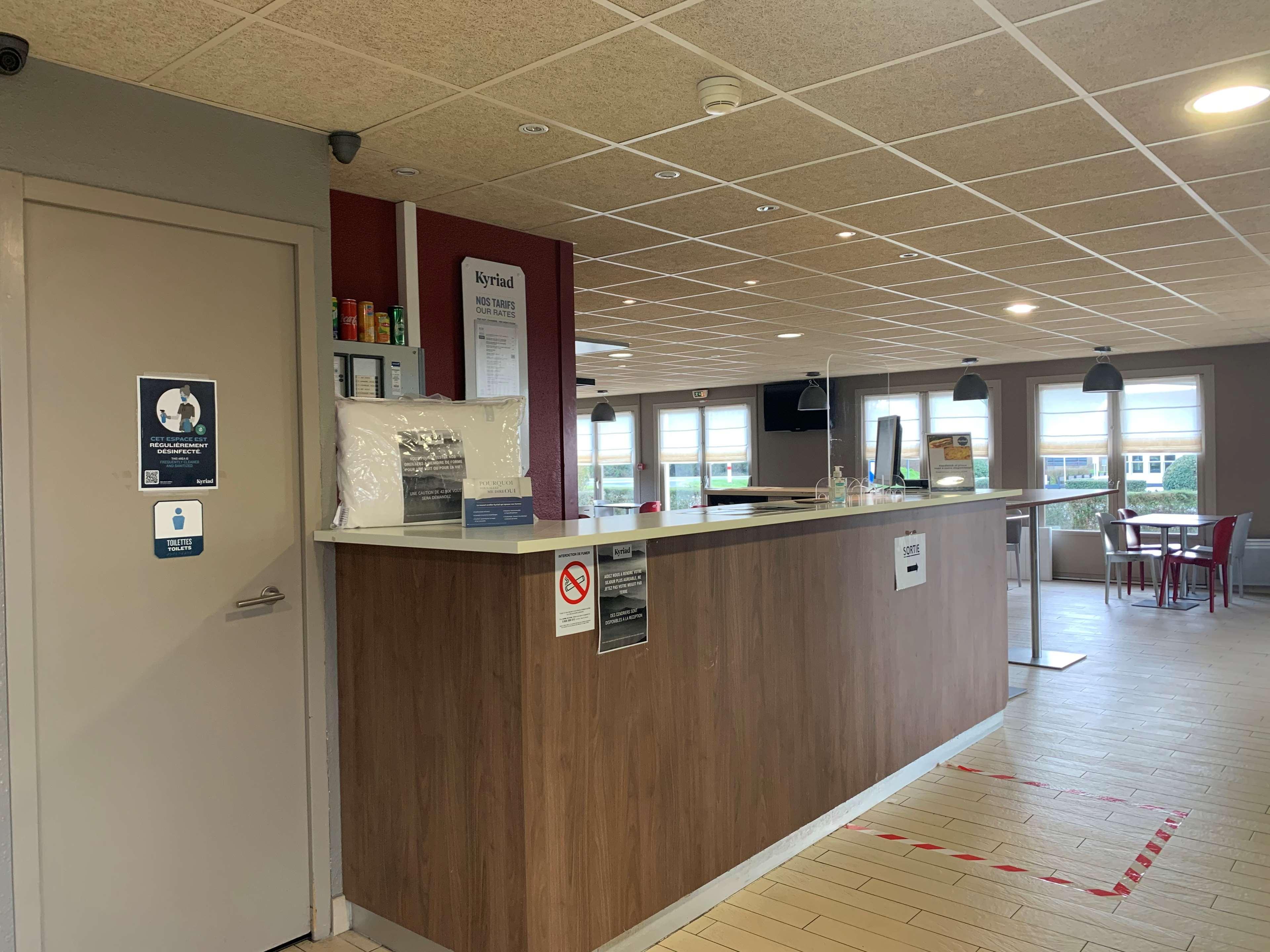 Kyriad Chateauroux - Saint-Maur Esterno foto